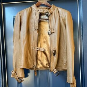 Lew Magram Camel Leather Jacket with Buckle Details. Cropped. Size 10